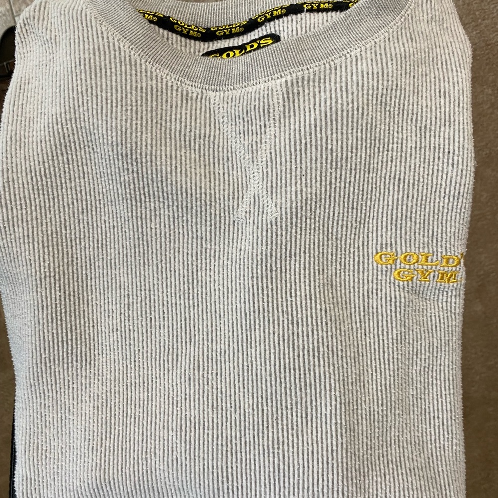 Men’s (XL) Gold’s Gym Ribbed Pull Over Sweatshirt